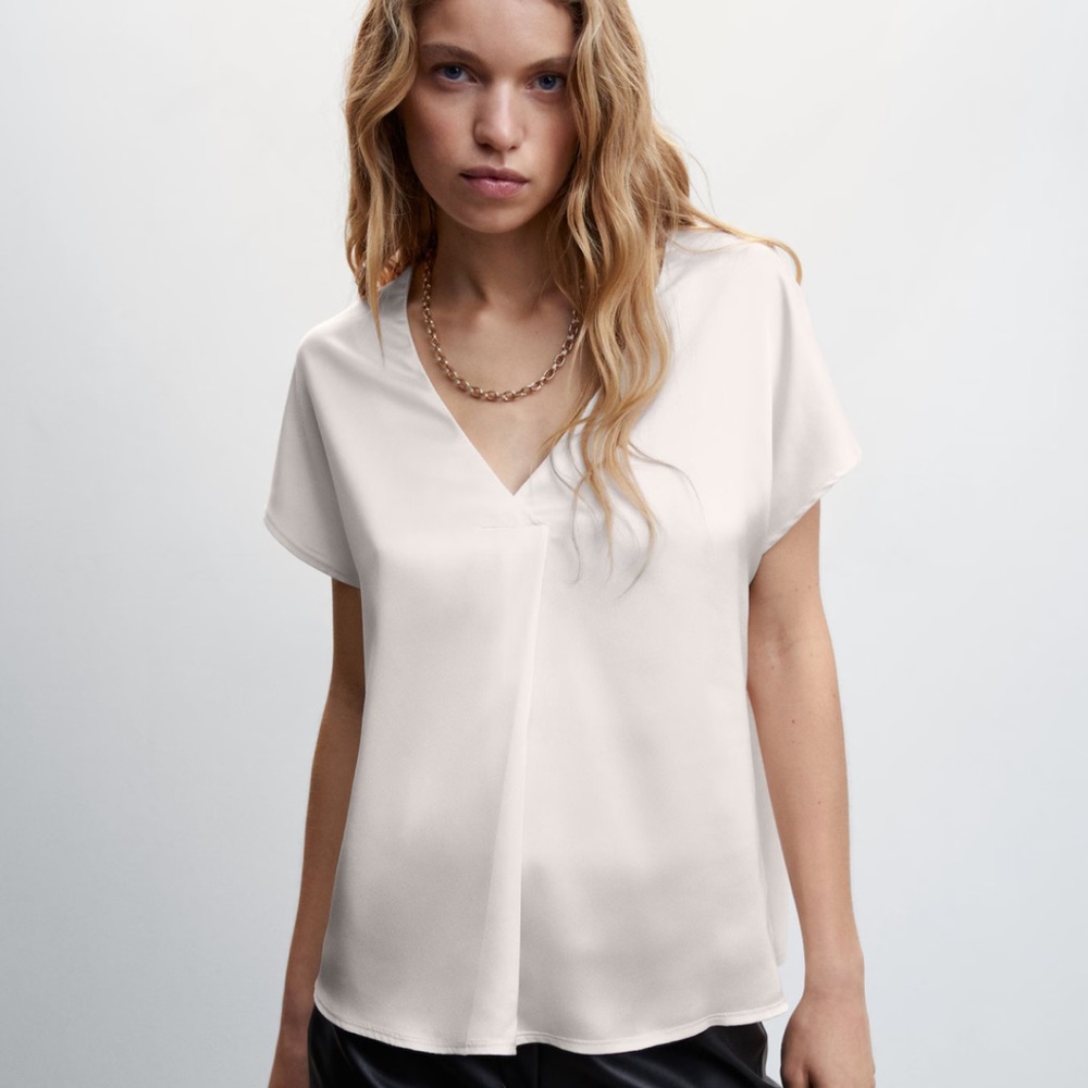 Gorgeous light pink Mango top EUC - Picture 5 of 5